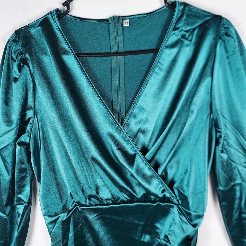 Yajedo Satin V-Neck Dress Size Medium Green Party/Cocktail Long Sleeve New - Picture 3 of 7